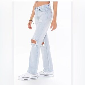 Light Wash Distressed Women's Jeans